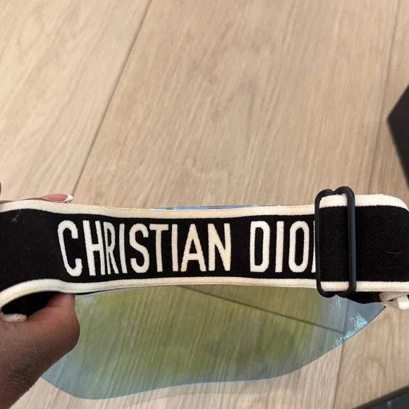 Dior J'Adior Blue and White Visor - Picture 4 of 10